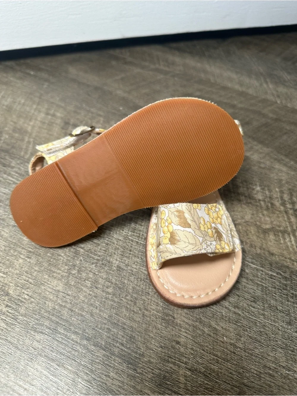 Girls Silver Glitter Mary Janes & Yellow Floral Sandals - 2-Pack